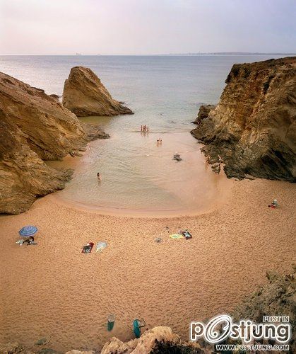 Praia Piquinia by Christian Chaize