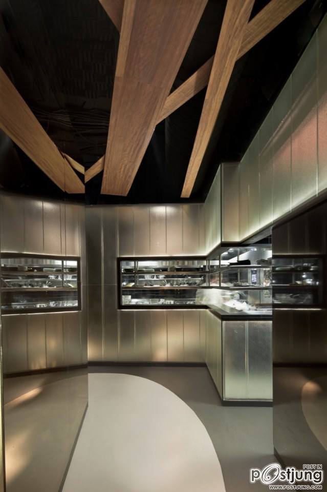 Exuberance Meets Minimalism: The Ikibana Restaurant