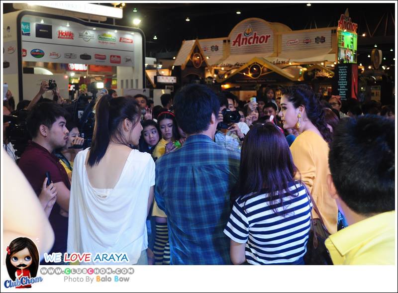 อัพเดท ชมพู่ 26/05/13 Daughter Brand @Thaifex