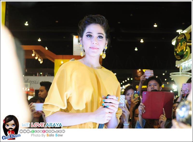 อัพเดท ชมพู่ 26/05/13 Daughter Brand @Thaifex