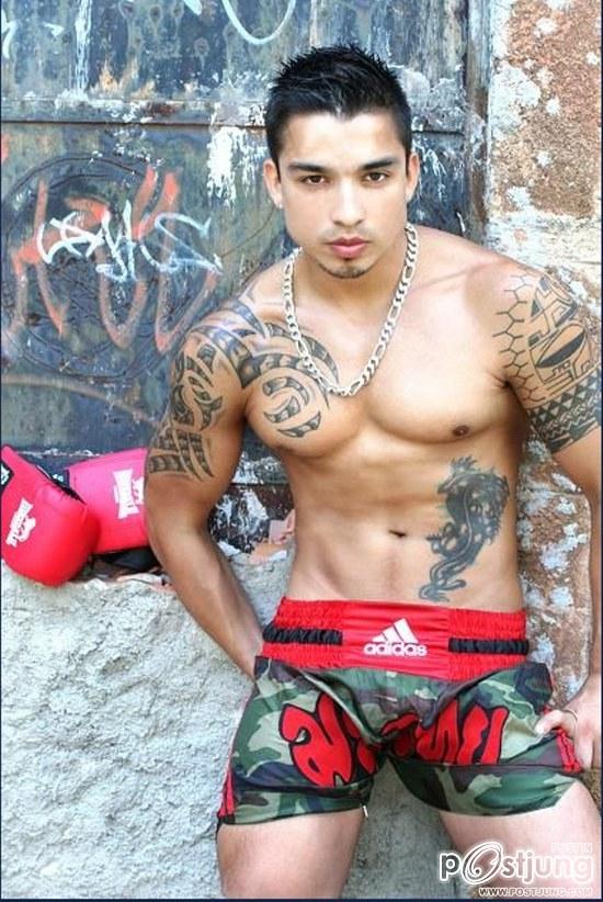 ห่อหม่กสักห่อ