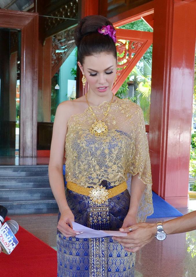 น้องนาตาลี มิสไทยแลนด์เวิลด์ 2013 ถ่ายทำ VTR ในการประกวดมิสเวิลด์