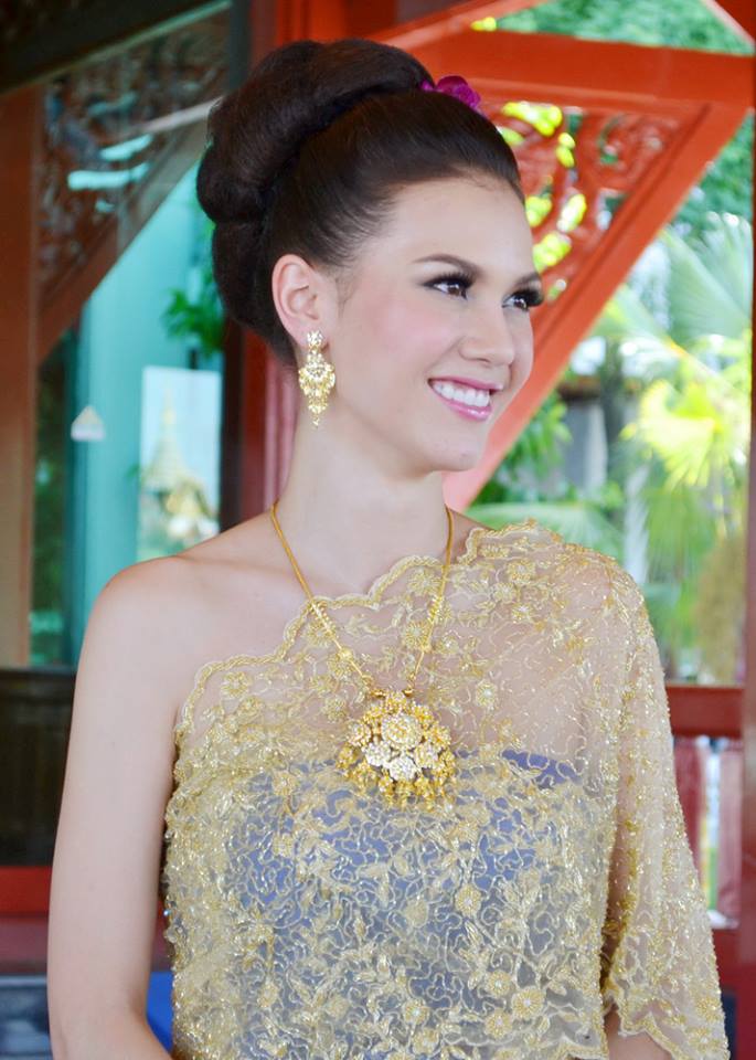 น้องนาตาลี มิสไทยแลนด์เวิลด์ 2013 ถ่ายทำ VTR ในการประกวดมิสเวิลด์