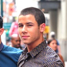 Nick Jonas ผู้น้องก็ตุงไม่แพ้พี่นะคะ