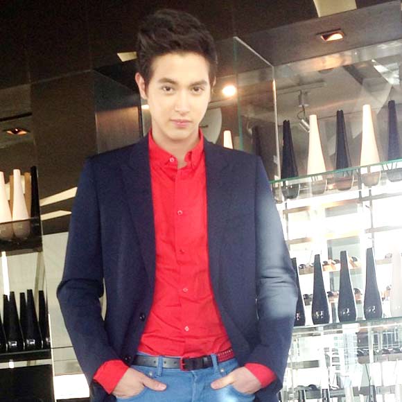 เจมส์ จิรายุ บันทึกเทปรายการ ตี 10