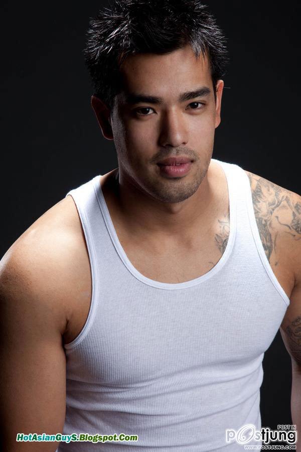 ล่ำๆนะเนี้ย