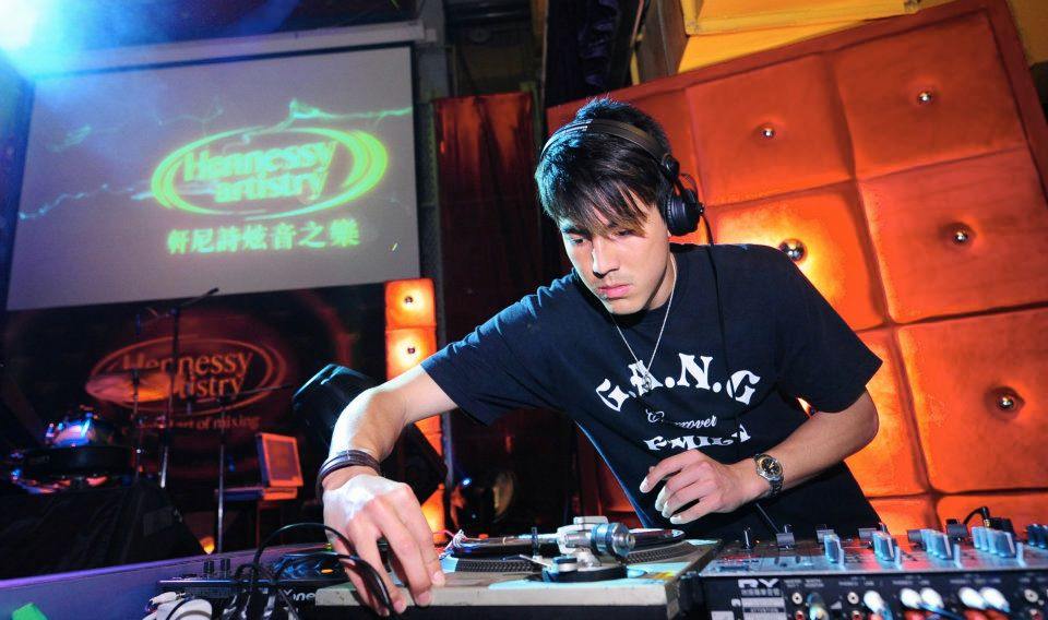 DJ Tom Price