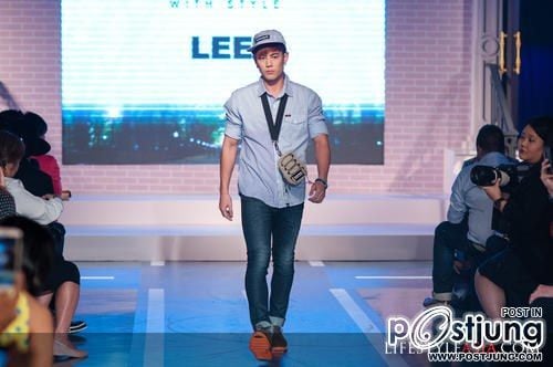 แฟชั่นโชว์ Men with Style 2013