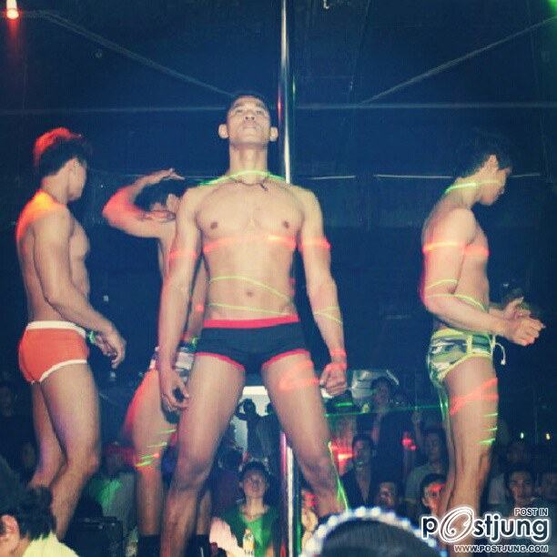 Gogo Boys...