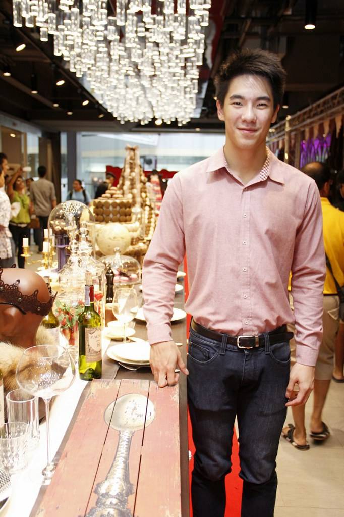 น้องเอิร์นจากงาน Magnum the Chocolatier