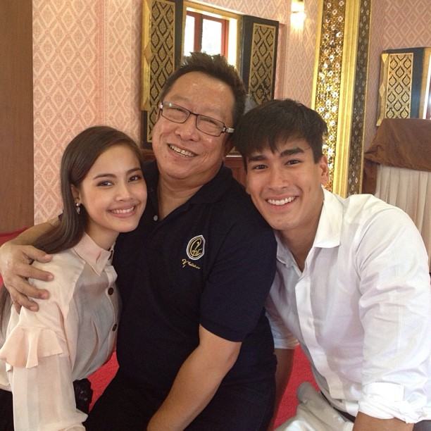 แท็กทีม! ณเดชญ์-ญาญ่า-เจมส์ จิรายุ ร่วมทำบุญวันเกิดป้าแจ๋ว