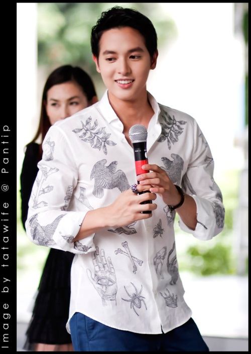 เจมส์ จิรายุ กับกิจกรรมอิ่มบุญ สร้างความสุขให้น้อง ณ บ้านราชาวดี