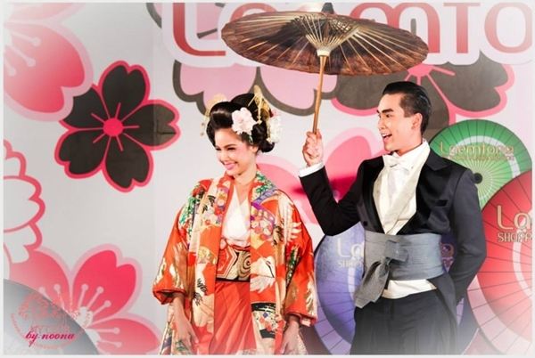 ญาญ่า-ณเดชน์ สวมมาดคู่รักญี่ปุ่น ในงานเปิดห้างแหลมทอง ระยอง