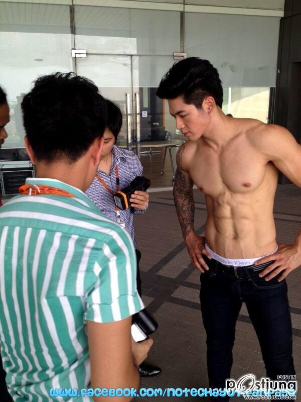 ซิกแพคๆพี่โน๊ต