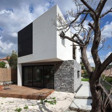 Wo House by SO Architecture