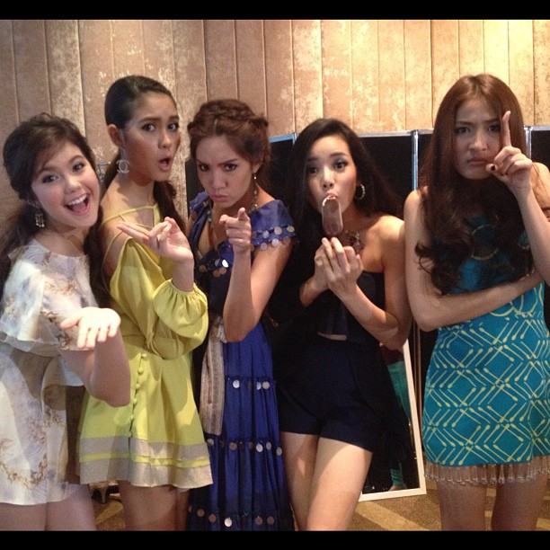 5 สาว The Sixth Sense สื่อรักสัมผัสหัวใจ