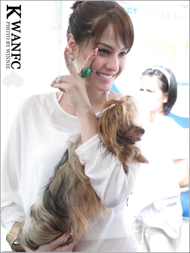 ขวัญ อุษามณี (Kwan Usamanee) ในลุคส์ใสๆ น่ารักมาก