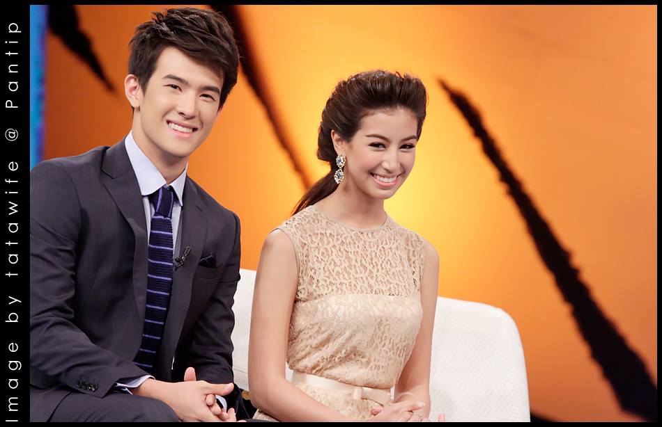 เจมส์ มาร์ & มิ้นต์ ชาลิดา @ รายการ Tonight Show (24-6-56)