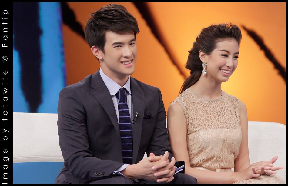 เจมส์ มาร์ & มิ้นต์ ชาลิดา @ รายการ Tonight Show (24-6-56)