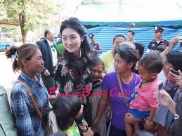 สื่อไทย ยกให้ แพนเค้ก  เป็น Angelina jolie of thailand นางเอกใจบุญ