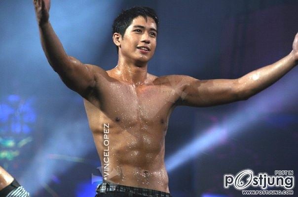 หนุ่มล่ำ Aljur Abrenica 2