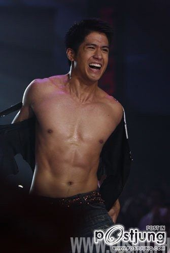 หนุ่มล่ำ Aljur Abrenica 3