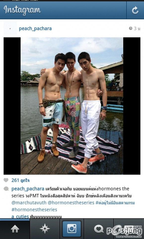 อร้าย.!!!!! . . . . .  พระเอก Hormones The Series หล่อ แซ่บ เวอร์ ในเบื้องหลัง หนังสือ สุดสัปดาห์