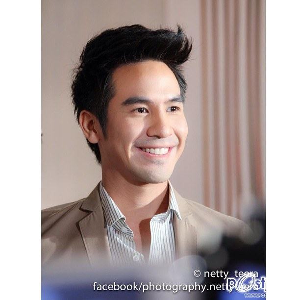 พี่โป๊ปจ๋า..ยิ้มหล่อๆจัง