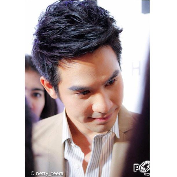 พี่โป๊ปจ๋า..ยิ้มหล่อๆจัง