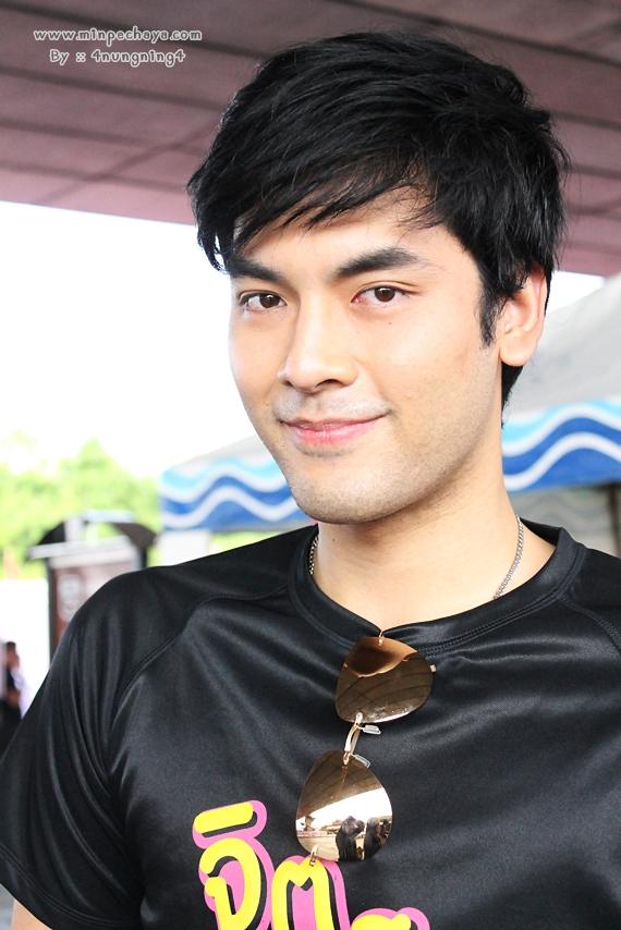 บอม ธนิน - มิน พีชญา คู่นี้น่ารักเว่อ