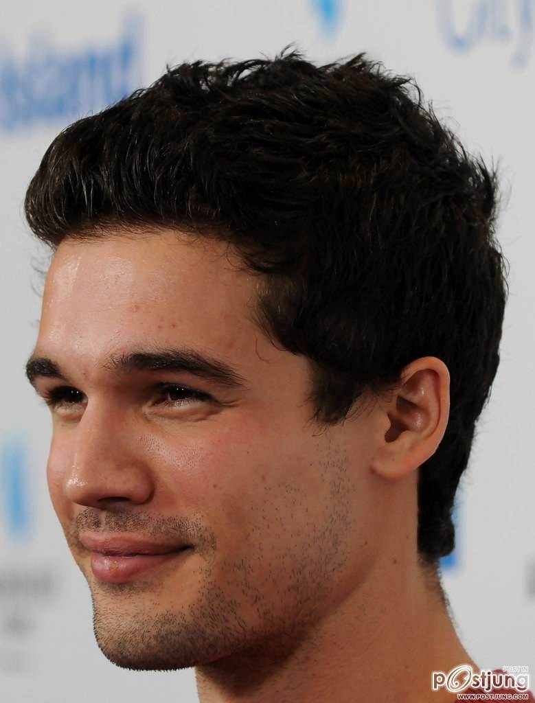 Steven Strait หล่อเซอร์ม๊วกๆ