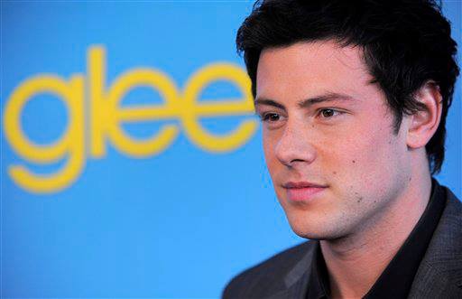 Cory Monteith หรือฟินน์แห่ง Gleeเสียชีวิตแล้ว T^T