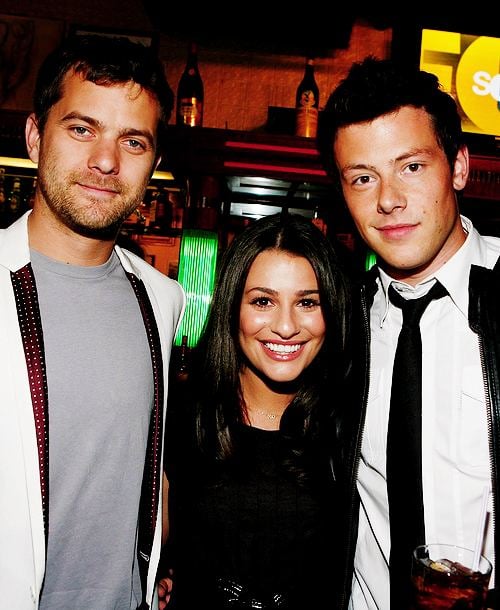 Cory Monteith หรือฟินน์แห่ง Gleeเสียชีวิตแล้ว T^T