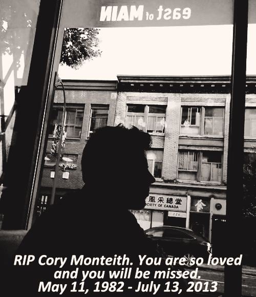 Cory Monteith หรือฟินน์แห่ง Gleeเสียชีวิตแล้ว T^T