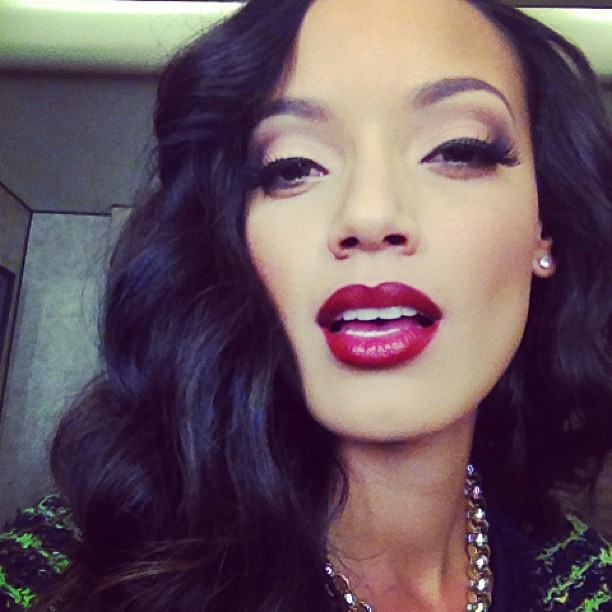 สุดเริ่ด !!!! ชมพู่ ดินเนอร์หรู กับ selita ebanks >>> นางแบบระดับโลก >>นางฟ้า วิคตอเรีย ซีเคร็ท