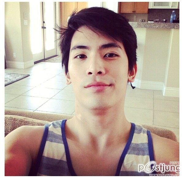 อร๊าย. . . .!!! พระเอกกล้าแน่น สน ยุกต์ ส่งไพศาลย์ ทั้งหล่อ ทั้งฟิน ทั้งแซ่บ