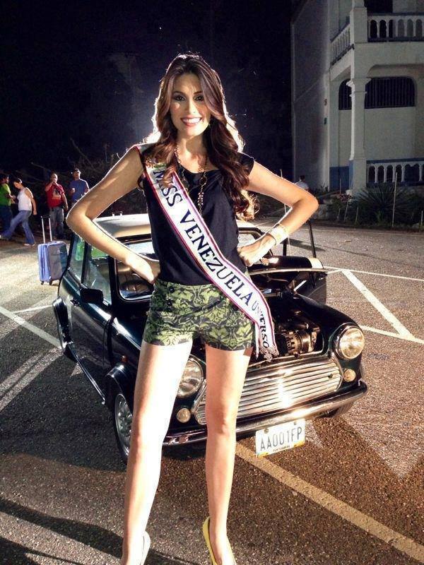 Miss venezuela 2013 คิดว่าเธอจะ win ใหมปีนี้