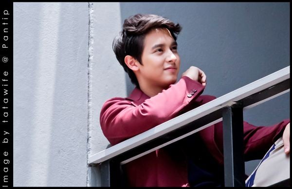 เบื้องหลัง เจมส์ จิรายุ ถ่ายนิตยสาร แฮมเบอร์เกอร์ หล่อ ใส ฟินสุด ๆ