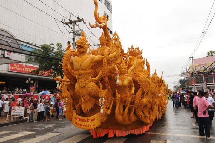 พลังศรัทธา แห่เทียนโคราช 122 ปี ต้นตำนานแห่เทียนไทยของจริง