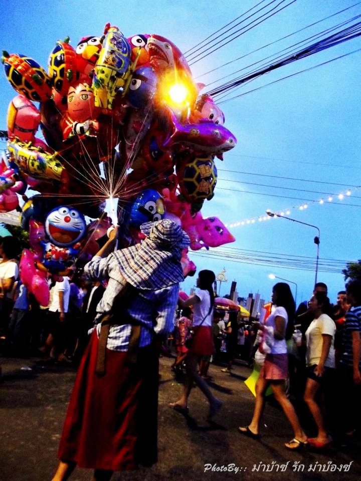 งานแห่เขียนเข้าพรรษาจังหวัดอุบลราชธานี พ.ศ 2556