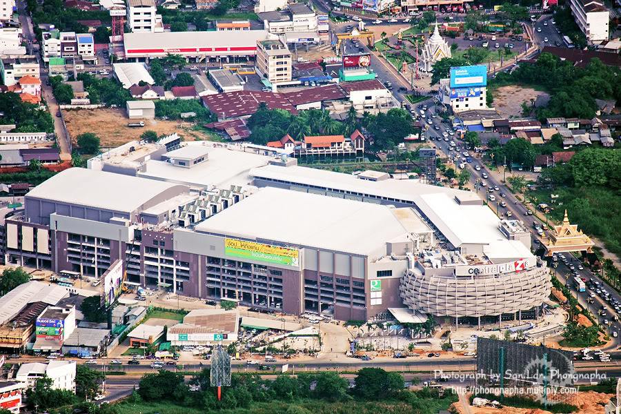 ย้อนอดีต - ปัจจุบัน ห้างสรรพสินค้าขนาดใหญ่ของอีสาน ที่มีเอกลักษณ์ลักษณะเป็นของตัวเอง "เซ็นทรัลพลาซ่า ขอนแก่น"