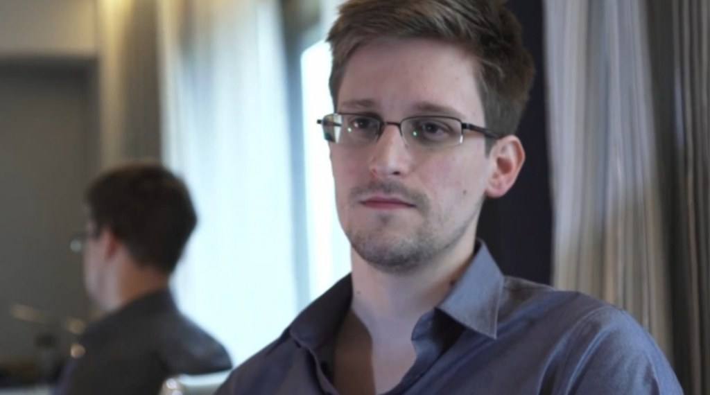 สุดหล่อ Edward Snowden คือ ใคร ?