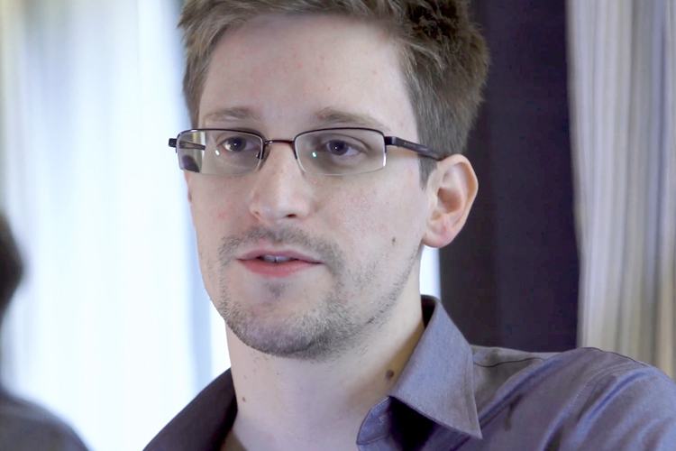 สุดหล่อ Edward Snowden คือ ใคร ?