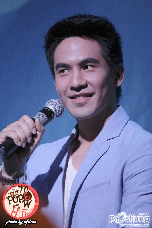 พี่โป๊ปจ๋า..ยิ้มหล่อจัง