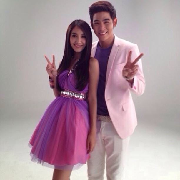 มิน&พอร์ช sunsilk "พอร์ชเอาอะไรมาใส่มือมินน่ะ! ติดตามได้ที่ SunsilkThailand