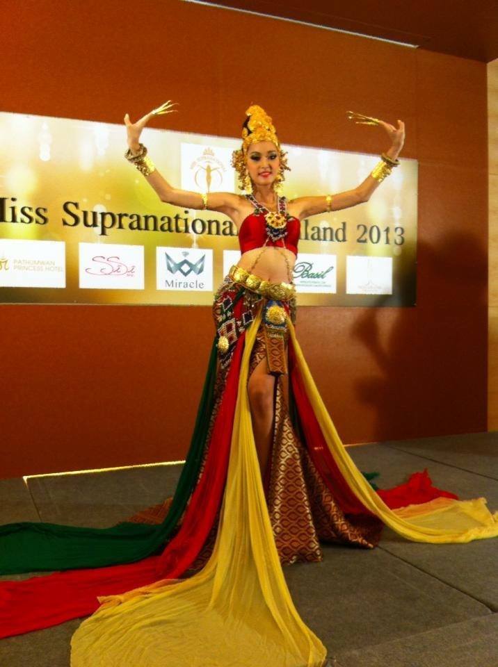 เปิดตัวชุดประจำชาติ miss supranational 2013