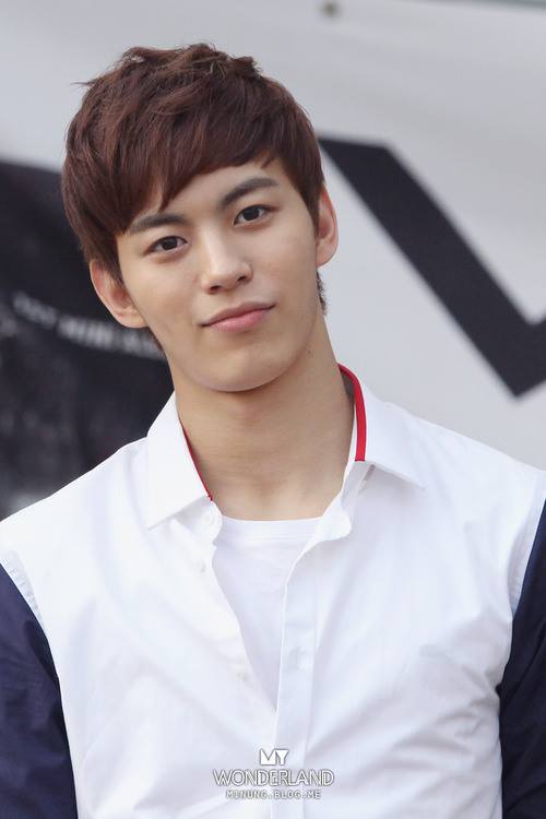 HONGBIN <VIXX> น่ารักโฮ๊กๆ...บอกกงๆ