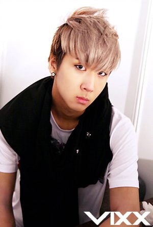 ฟิน....กับราวี่ (VIXX)