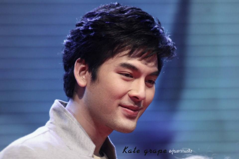 คุณชายบอม ธนิน  หล่อเนอะ