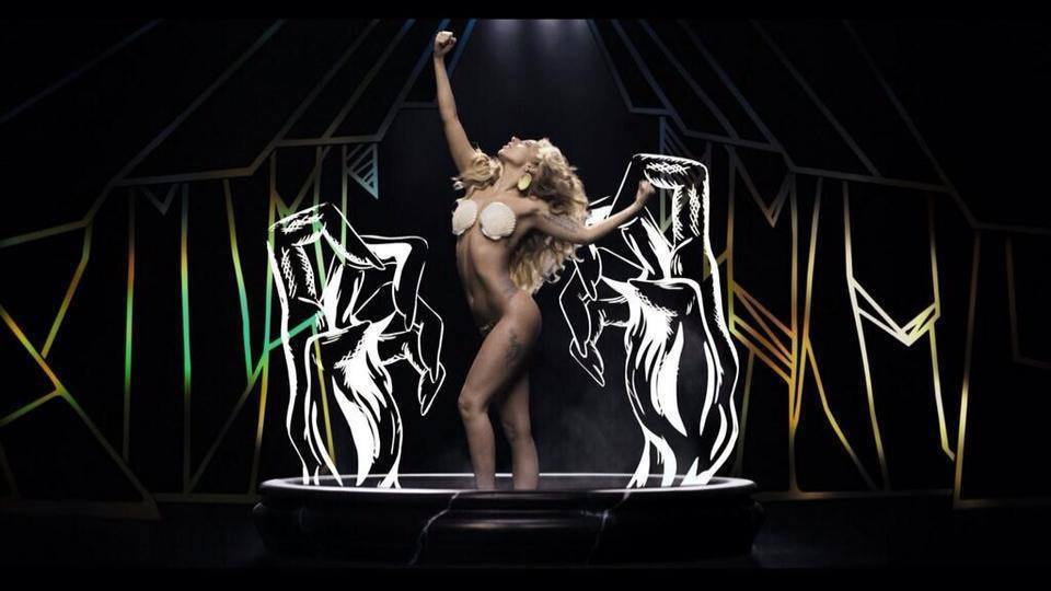 Lady Gaga -  Applause. สวยเว่อร์ #สะพรึง #รักนาง